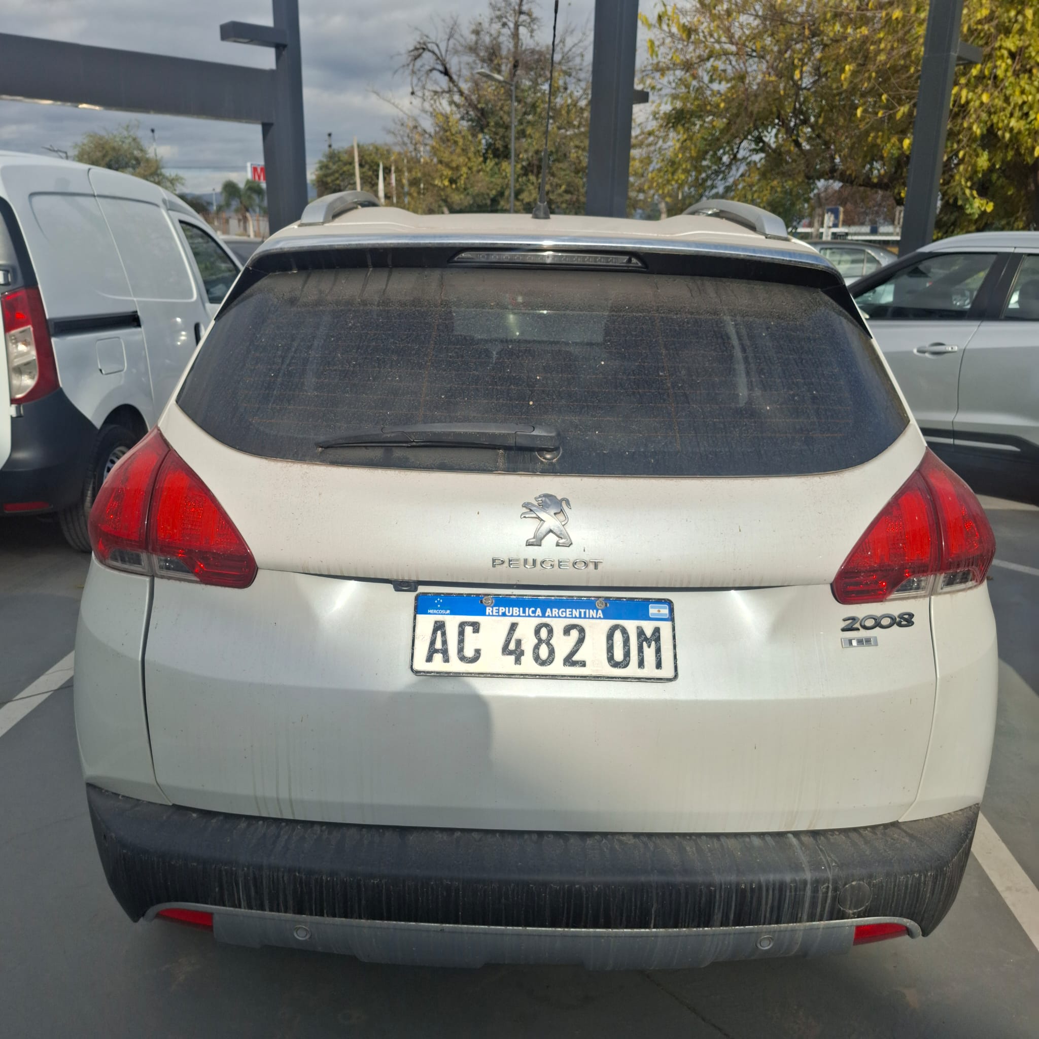 Peugeot 2008 miniatura 10